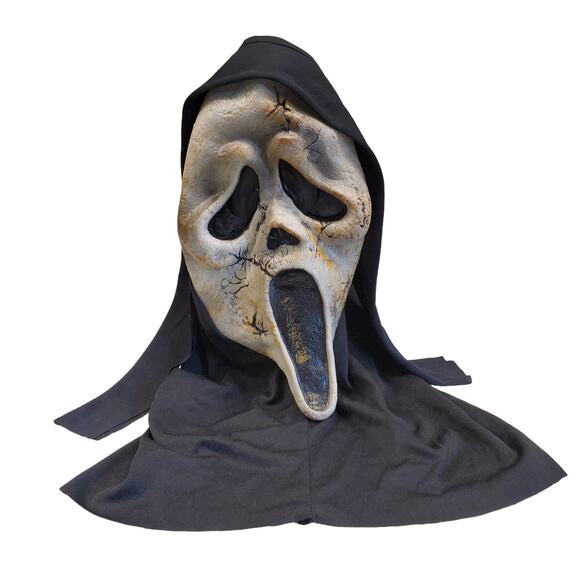 Scream Ghost Face Zombie Halloween Mask April June 2010 Fun World Used - Picture 16 of 16